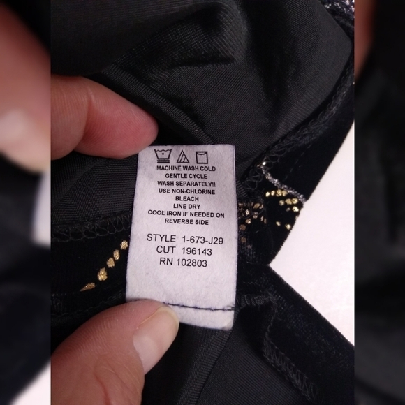 Briggs black velvet gold silver glitter top - Picture 4 of 5